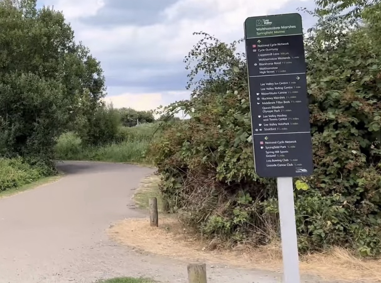 Signpost showing directions around Walthamstow Marshes and Springfield Marina
